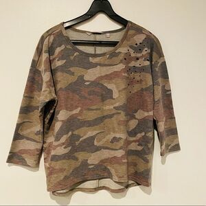 HARMONY BALANCE Camo Distressed 3/4 Sleeve Blouse Size Small